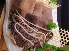 -左庭右院鲜牛肉火锅(浦江欢乐颂店)