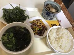 招牌卤肉套餐-金太太速食(北下关店)