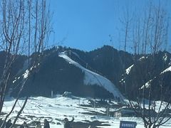 -丝绸之路山地度假区滑雪场