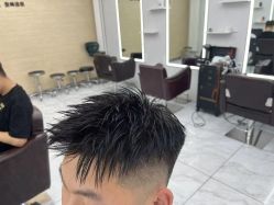 -朗峰专业美发沙龙
