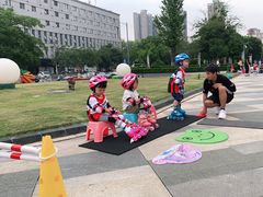 -极致童蒙轮滑运动中心(五环店)