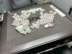 -叶子戏·24小时自助棋牌室(周浦万达店)
