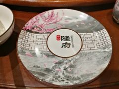 餐具摆设-杨记隆府(重庆总店)