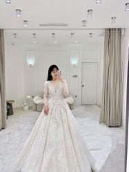 -Renee芮亦婚纱
