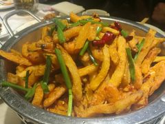 -小鱼儿海鲜港(新村十区店)