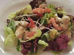 温大虾沙拉，牛油果，番茄-Jean Georges