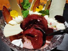 草莓奶冻-AZUL by FUEL蓝色·法式酒馆(琶醍店)