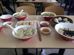 -珊珊小笼馆(仙霞路店)
