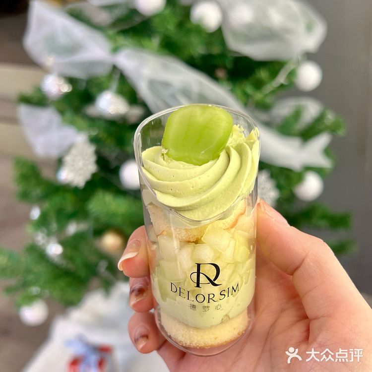圣诞漂亮小蛋糕已提前吃上！幸福！