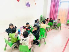 -爱婴堡呗早教中心(绿地·乐和城·壹天地时尚广场店)