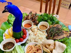 -沐毫傣泐云南菜孔雀宴•手抓饭傣味烧烤(曼听公园店)