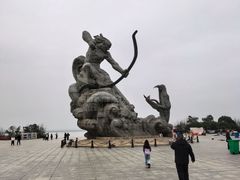 -巴陵广场