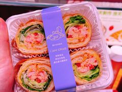 蔬菜鸡肉卷三明治-巴黎贝甜·生日蛋糕(环球中心店)