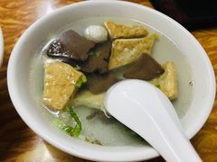 -松树干拌面店
