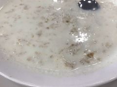 鲜奶麦皮-喜莲咖啡