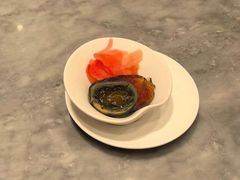 鬆花皮蛋配酸薑-镛记酒家