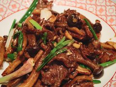 -谭厨中山传家菜.乳鸽.脆鲩鱼(华强北中航城店)