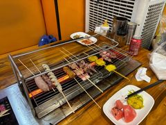 -哈尔滨小酒馆·鲜肉现穿自助烧烤(康新花园店)