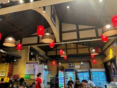 -富正毅三下锅·湘西韵味(天门山索道店)
