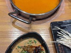 -呷哺呷哺(万达新世界店)
