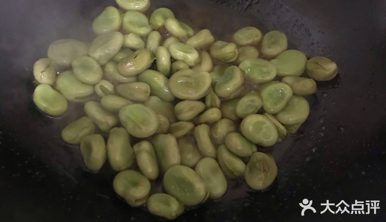 当季蔬菜之清炒蚕豆米