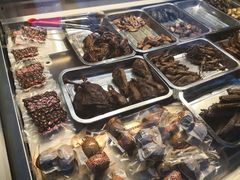 -张鸭子重庆特产卤味小吃(四公里店)