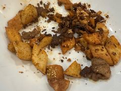 -汗腾格里·风味餐厅(新疆驻京办店)