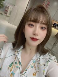 -变画·发型STUDIO