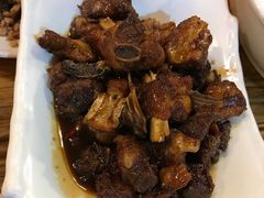 -小锅巴纳西餐厅
