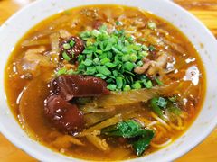 -越洋肖氏老米线(杨家坪店)