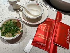 -三人行骨头王火锅(长寿店)