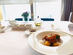 咕噜海虾球-金轩中餐厅 Jin Xuan(浦东丽思卡尔顿酒店)