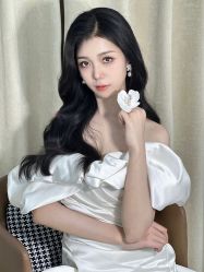 -艺憬婚纱礼服·造型(二七万达店)