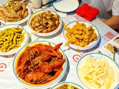 -三妹小龙虾·黄油蟹(华侨城总店)
