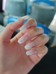 -晨·艺美甲美睫
