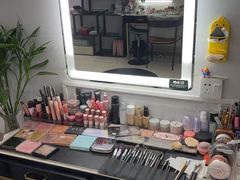 -ME觅妆·定制美妆·彩妆私教(菱角湖店)