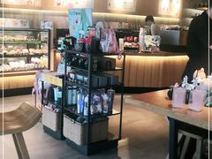 -星巴克(杭州临平万达广场店)