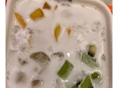 什果椰汁西米露-满记甜品(巴黎春天宝山店)