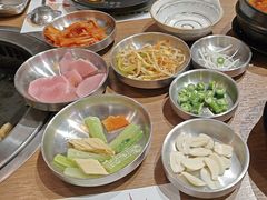 -香猪坊韩国烤肉专属门店(魏公村店)