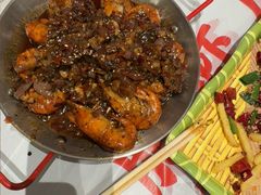 -肥肥虾庄·金牌油焖大虾(汉口城市广场店)