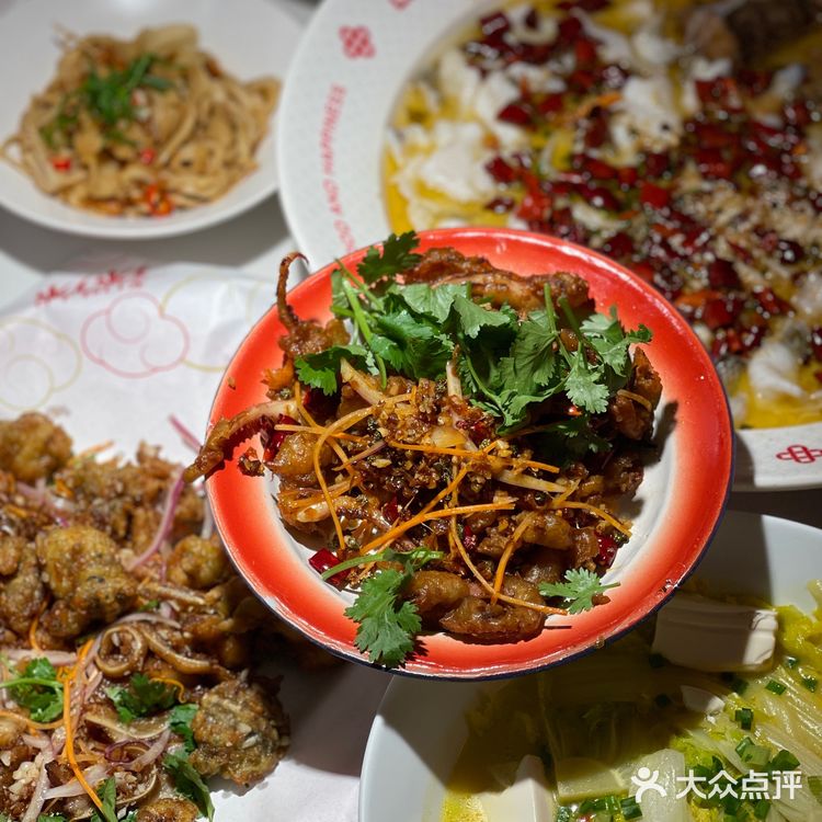 广州探店｜吃酸菜鱼肯定要去禄鼎记‼️
