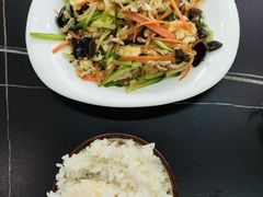 -东北四季饺子王(华山路店)