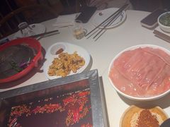 -二荆条·蜀鲜汇城市森林火锅