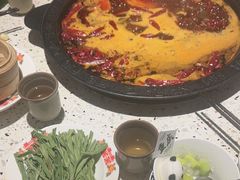 -红九格老火锅(三峡广场店)