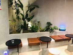 -HUG·拥抱咖啡(郑州宝龙广场店)