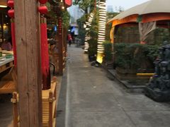 -二荆条·蜀鲜汇城市森林火锅