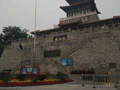 -泉城广场