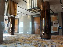 -上海龙之梦万丽酒店