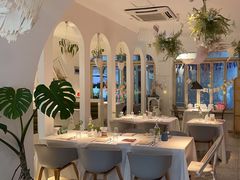 -春树下·树屋花房西餐厅(罍街AS1980店)