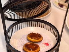 一口鲍鱼酥-三号黄浦会Canton Table